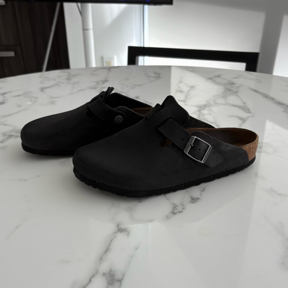 Birkenstock Boston Clog | Oiled Leather | Black | Regular Width | Size 39 EU